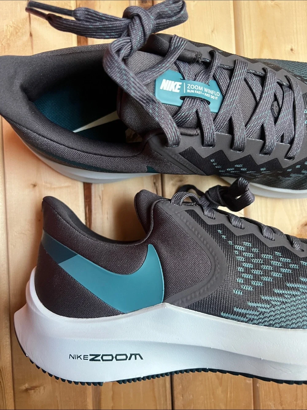 Nike Teal & Dark Gray Running Sneakers